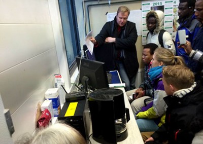 wo excursions were included in the workshop. Kalevi Alanen from Nordautomation explained the automation of the Ekohell-equipment for the mechanical engineering students in Ylimarkku.